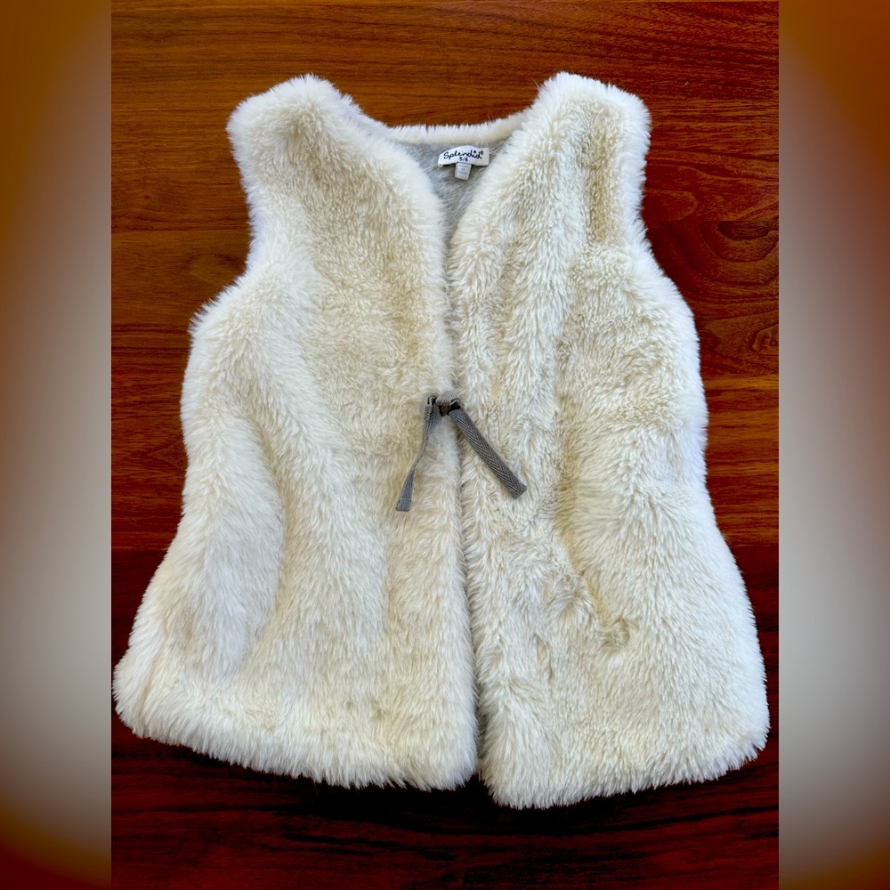 Child’s Splendid cozy vest. Size 5/6. Gently used.
